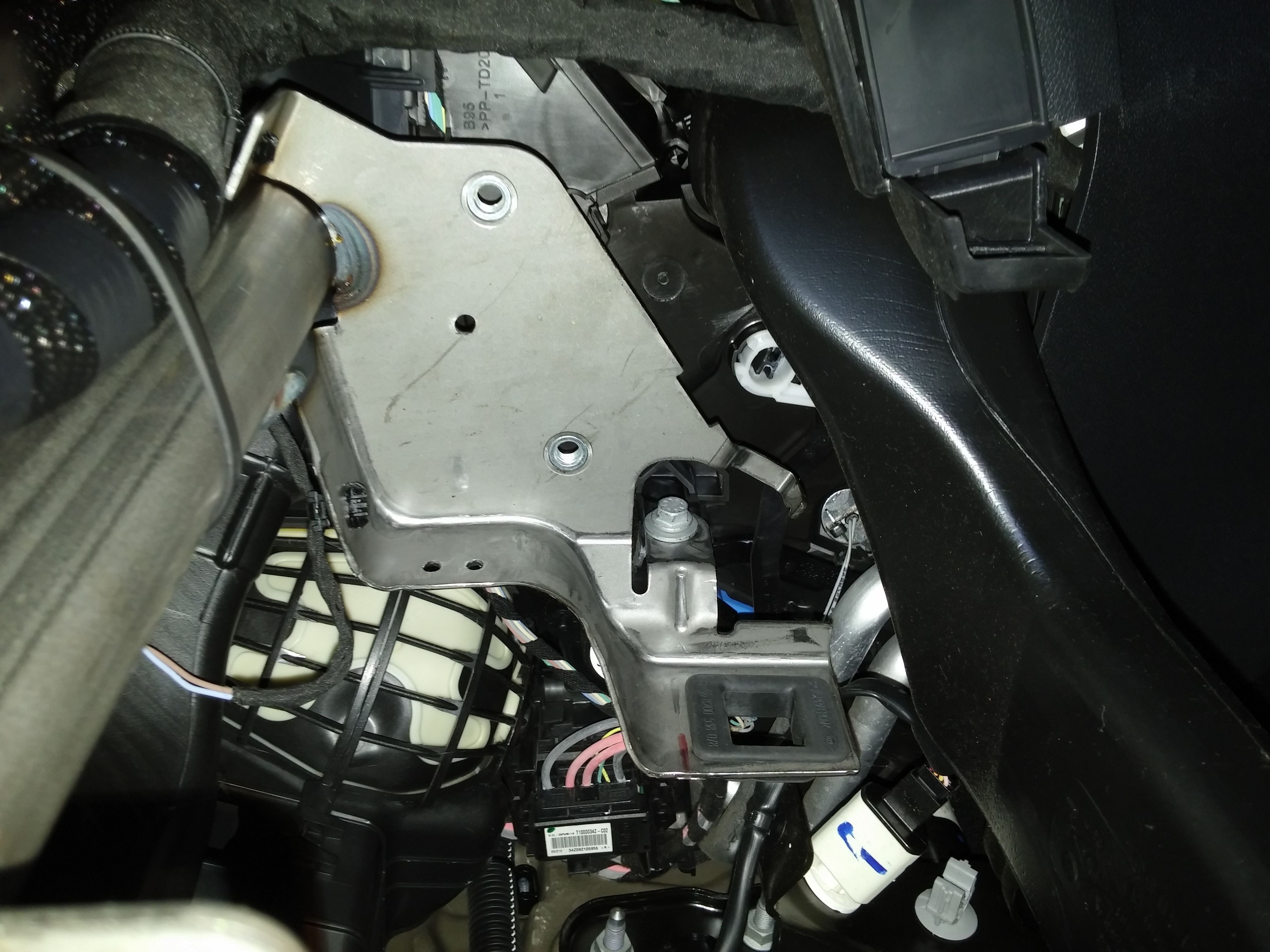 Gdzie Jest Filtr Paliwa Renault Megane 1 6 16 V