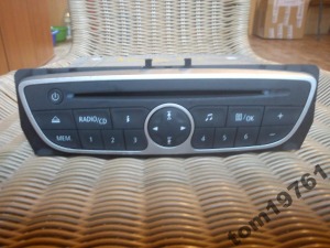 radio-cd-fabryczne-renault-megane-iii-2835124403.jpg
