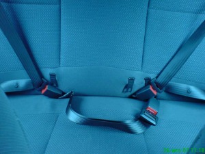 Fiat punto II gniazdo pasów.jpg