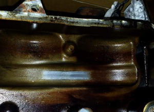 pokrywa glowicy rozrzadu wytarcie.JPG