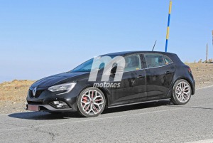 renault-megane-rs-fotos-espia-facelift-201960493-1567503536_3.thumb.jpg.ccfffdf9782020134536072f41f1e7a5.jpg