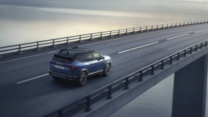 all-new dacia bigster hybrid 155 journey indigo blue (15).jpg