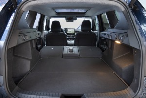 all-new dacia bigster hybrid 155 journey indigo blue (5).jpg