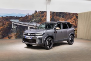 all-new dacia bigster tce 130 4x4 extreme schiste grey (3).jpg